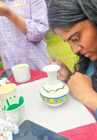 SIP & PAINT — image 4