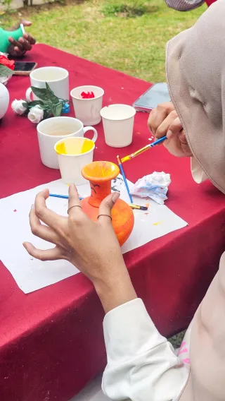 SIP & PAINT — image 8